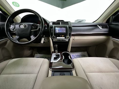 Used 2013 Toyota Camry XLE FWD image 18