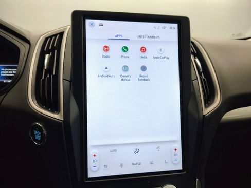 Used 2023 Ford Edge SEL w/ Convenience Package image 3