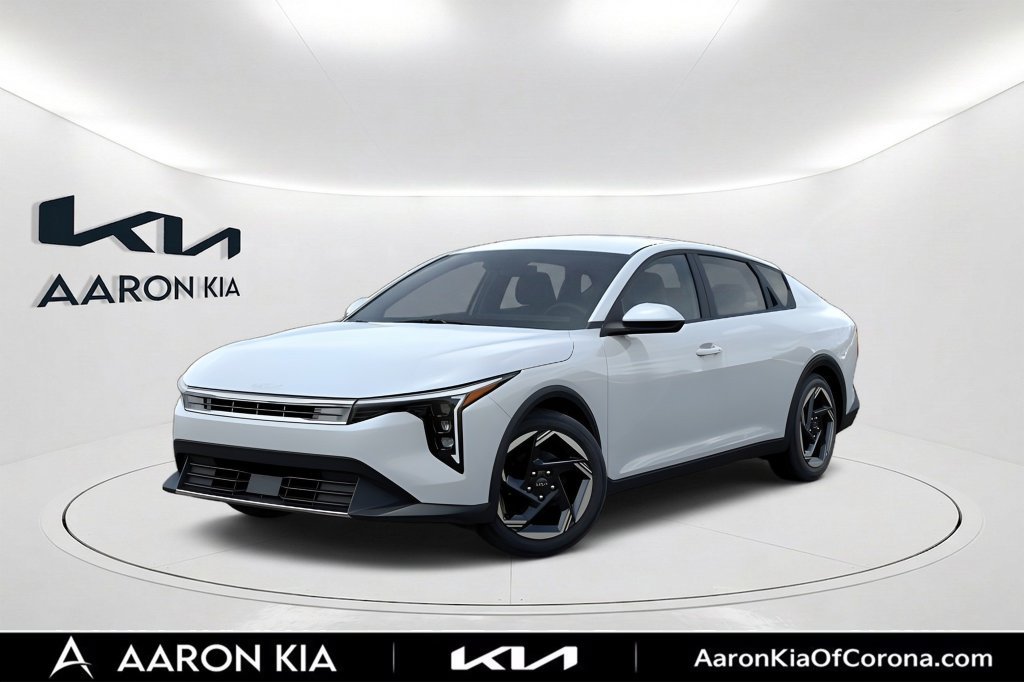 New 2027 Kia K4 EX FWD image 1