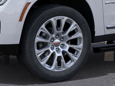 New 2026 GMC Yukon XL Denali w/ Sun & Power Step Package image 9