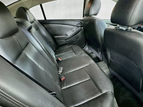 Used 2012 Nissan Altima 3.5 SR w/ Sport Pkg FWD image 32