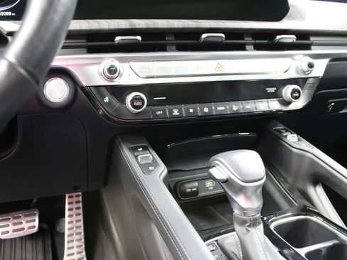 Used 2024 Kia Telluride SX w/ Towing Package AWD/4WD image 62