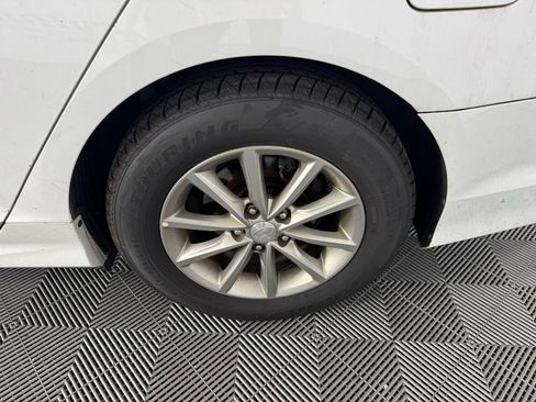 Used 2019 Hyundai Sonata SE FWD image 13