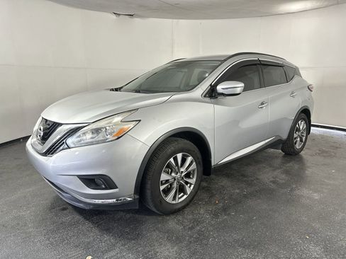 Used 2017 Nissan Murano SV image 6