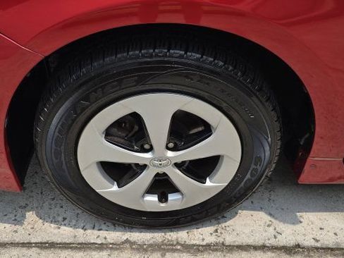Used 2013 Toyota Prius Four w/ Deluxe Solar Roof Pkg FWD image 10