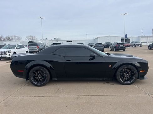 Used 2019 Dodge Challenger R/T Scat Pack image 2