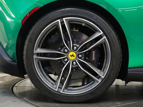 Used 2024 Ferrari Roma Spider image 42