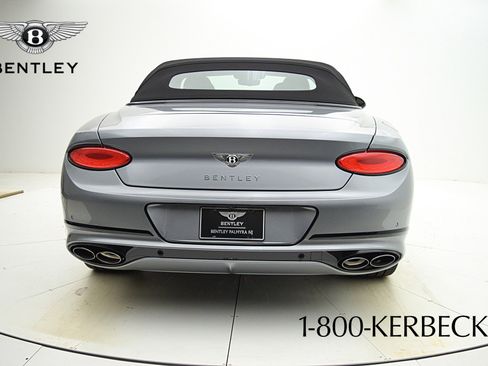 Used 2024 Bentley Continental GT image 22