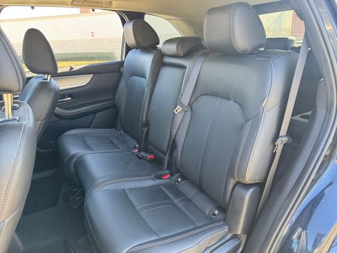 Used 2024 MAZDA CX-90 Plug-In Hybrid w/ Preferred image 18