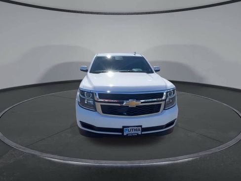 Used 2019 Chevrolet Suburban LT AWD/4WD image 3