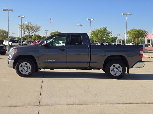 Used 2017 Toyota Tundra SR5 image 4