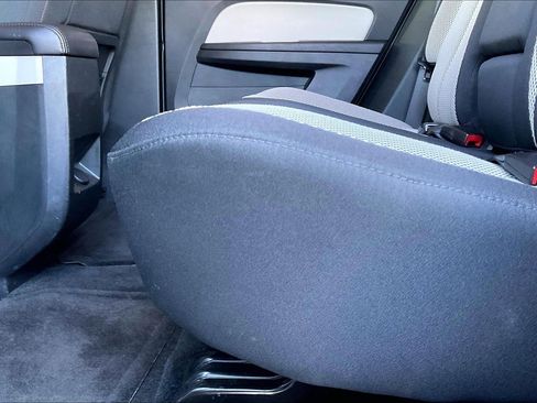 Used 2017 Chevrolet Equinox LT w/ Driver Confidence Package II image 17