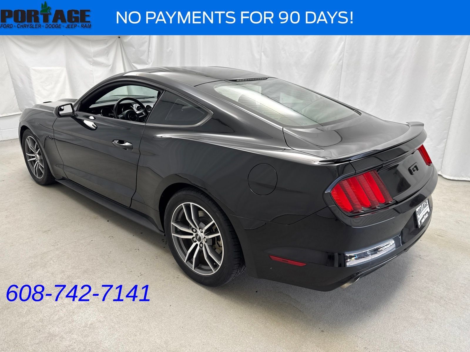Used 2015 Ford Mustang GT RWD image 4