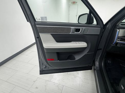 Used 2024 Hyundai Santa Fe Limited image 9