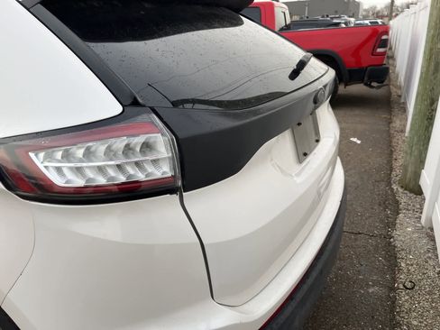 Used 2016 Ford Edge Titanium w/ Equipment Group 302A image 11