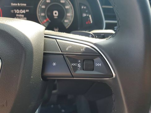 Used 2022 Audi Q8 Prestige AWD/4WD image 31