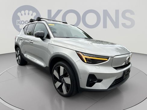 Used 2023 Volvo XC40 Recharge Ultimate AWD/4WD image 18