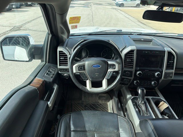 Used 2019 Ford F150 Lariat w/ Equipment Group 502A Luxury AWD/4WD image 12