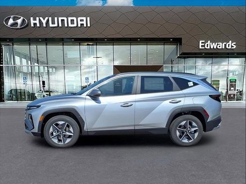 New 2026 Hyundai Tucson SEL image 3
