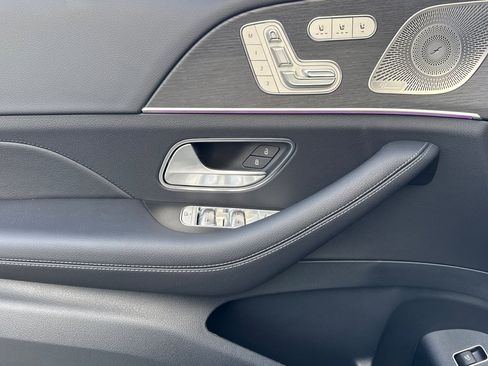New 2026 Mercedes-Benz GLS 450 4MATIC image 12