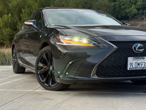 Certified 2024 Lexus ES 300h F Sport w/ Accessory Package (Z1) FWD image 5