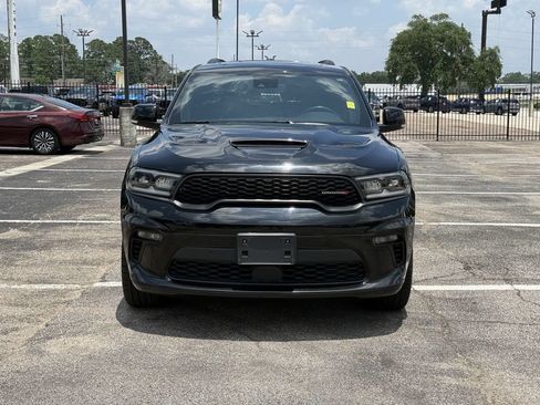 Used 2023 Dodge Durango R/T RWD image 2