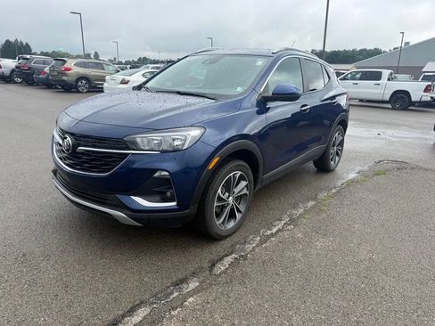 Used 2023 Buick Encore GX Select AWD/4WD image 2
