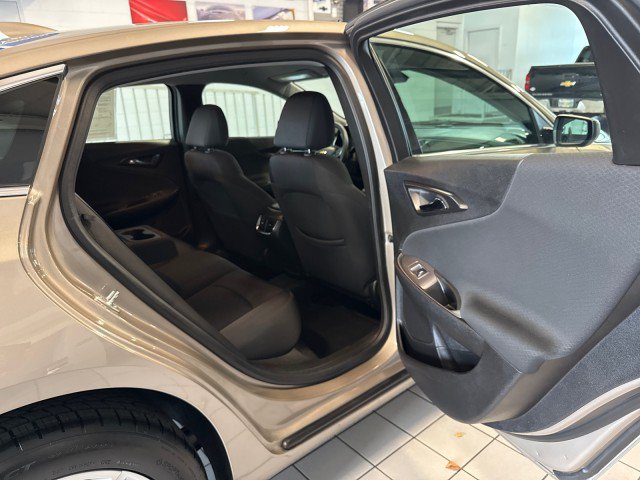 Used 2025 Chevrolet Malibu LT FWD image 26