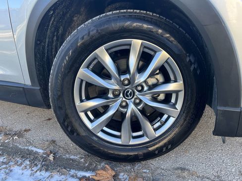 Used 2018 MAZDA CX-9 Touring image 29