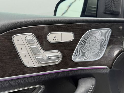 Used 2020 Mercedes-Benz GLE 350 4MATIC w/ 3rd Row Seat Package image 27