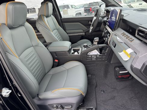 New 2026 Toyota Tacoma 4x4 Double Cab Hybrid image 8