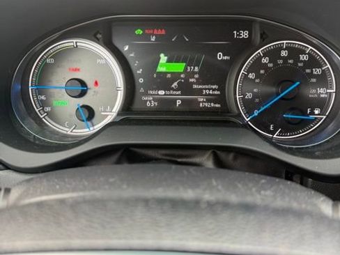 Certified 2023 Toyota Venza LE AWD/4WD image 21