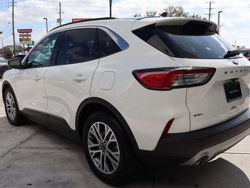 Used 2022 Ford Escape SEL image 6