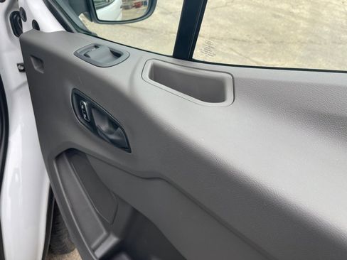 Used 2024 Ford Transit 350 XLT image 21