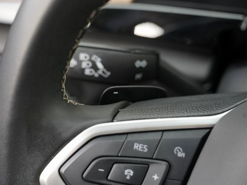 Used 2024 Volkswagen Atlas SE image 51