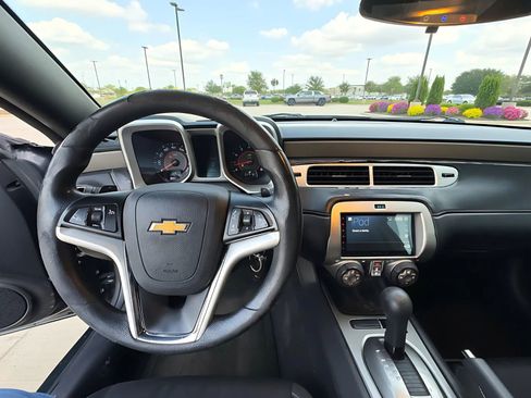Used 2021 Chevrolet Camaro SS image 17