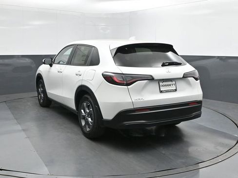 New 2026 Honda HR-V LX image 5