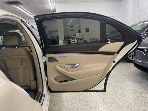 Used 2016 Mercedes-Benz S 550 4MATIC Sedan image 26