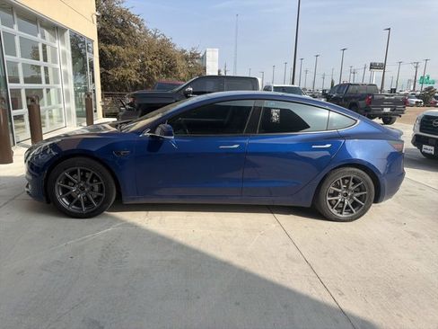 Used 2020 Tesla Model 3 Long Range image 8