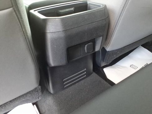 Certified 2025 Toyota Tacoma TRD Off-Road image 14