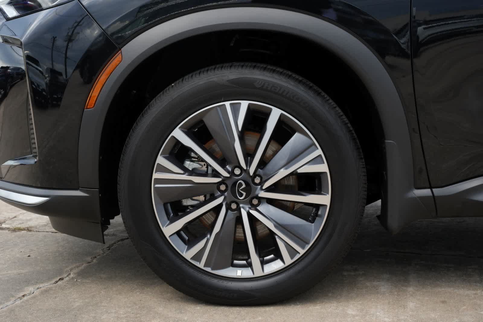 Certified 2027 INFINITI QX60 Luxe w/ Cargo Package FWD image 24