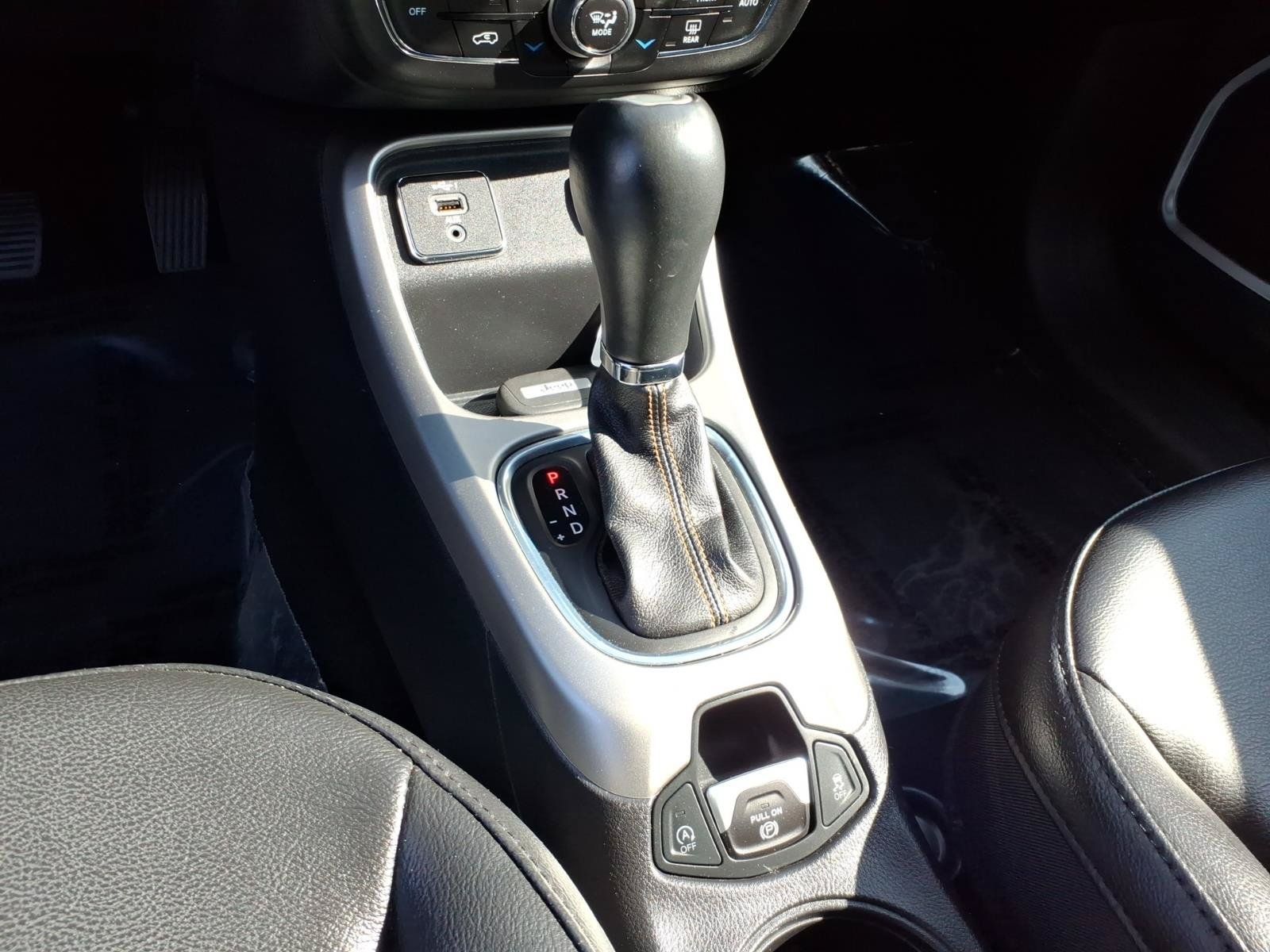 Used 2019 Jeep Compass Latitude FWD image 22