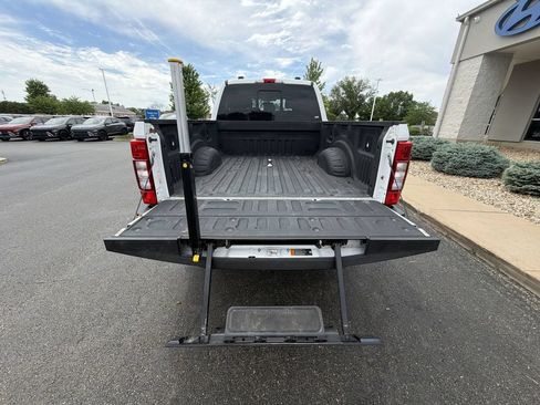 Used 2021 Ford F250 Lariat w/ Chrome Package AWD/4WD image 18