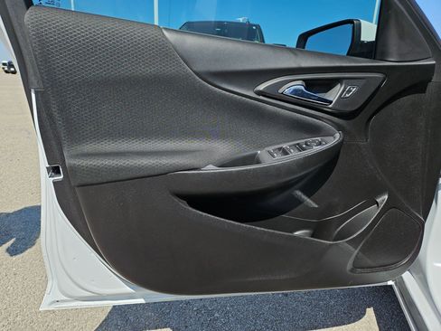 Used 2024 Chevrolet Malibu RS image 11