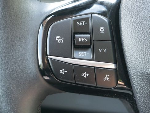 Used 2024 Ford Escape Platinum w/ Premium Technology Package AWD/4WD image 25