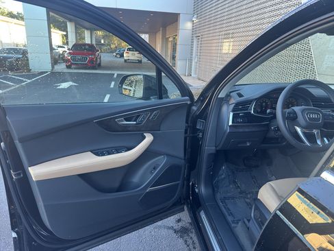 New 2025 Audi Q7 3.0T Premium Plus image 7