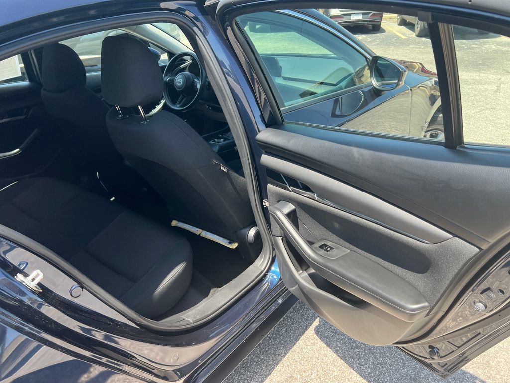 Used 2025 MAZDA MAZDA3 s FWD image 26