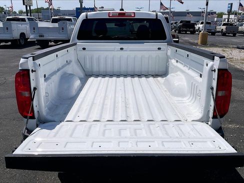 Used 2019 Chevrolet Colorado W/T w/ WT Convenience Package RWD image 5