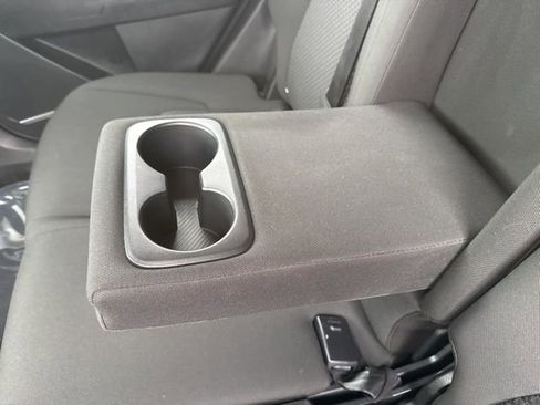 Used 2025 Kia Sportage LX image 36