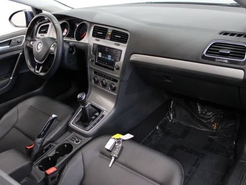 Used 2017 Volkswagen Golf Wolfsburg Edition FWD image 22